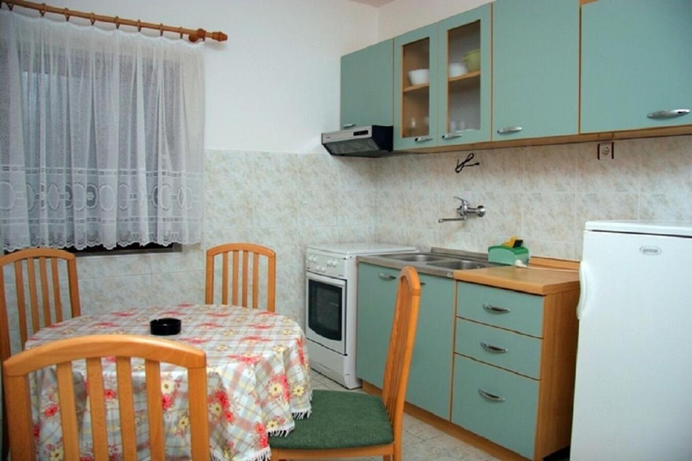 Apartments Demar Splitska Esterno foto