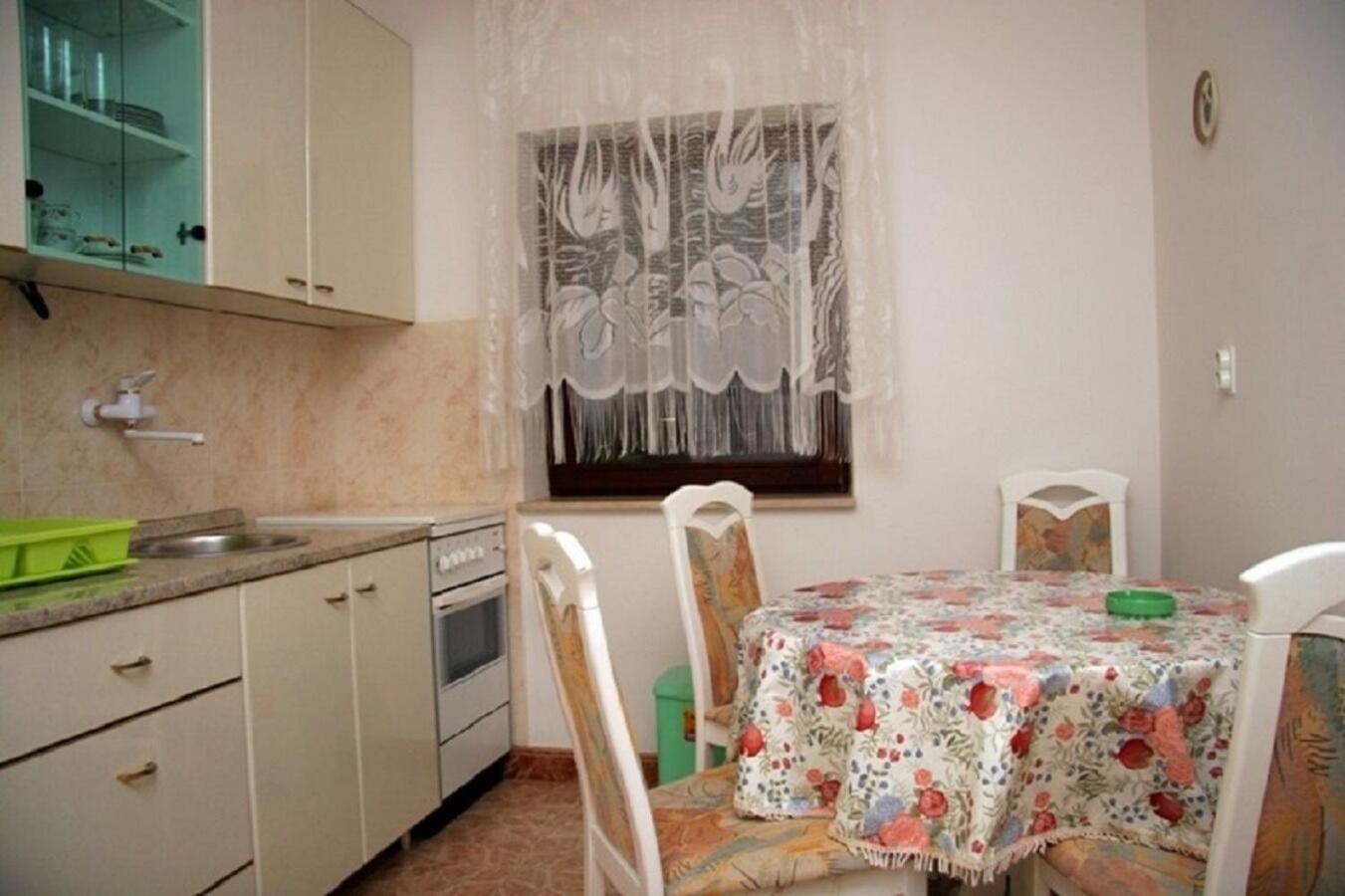 Apartments Demar Splitska Esterno foto